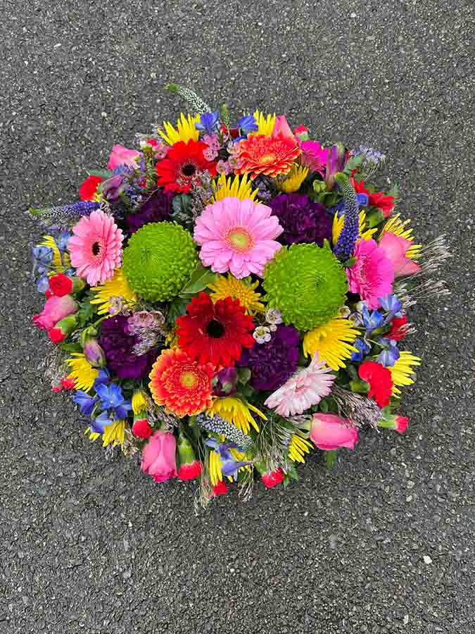 Multicoloured flower pad